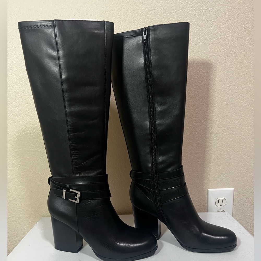Bar lll Black Paisley Knee High Boots. Size 8.5.